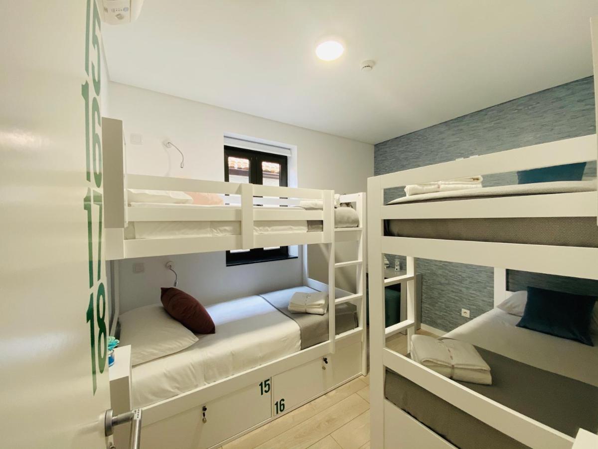 Family Hostel Costa Nova Bagian luar foto